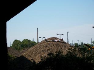 Gleisfrühstück, Schlafen auf der Halde