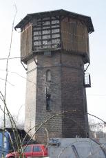 Wasserturm, noch mit Holzverkleidung