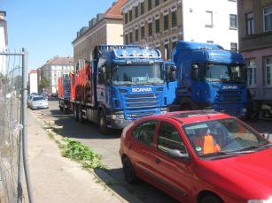 Transport Schienen, Kran, Schwellen, Schwere Geschütze, vorne