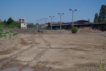 Spiel.Raum_.Planung_Bürgerbahnhof, Bautenstand, abgestecktes Baufeld Einhausung